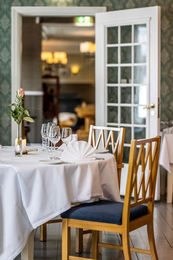 Gloppen Hotell - By Classic Norway Hotels Sandane Exterior foto