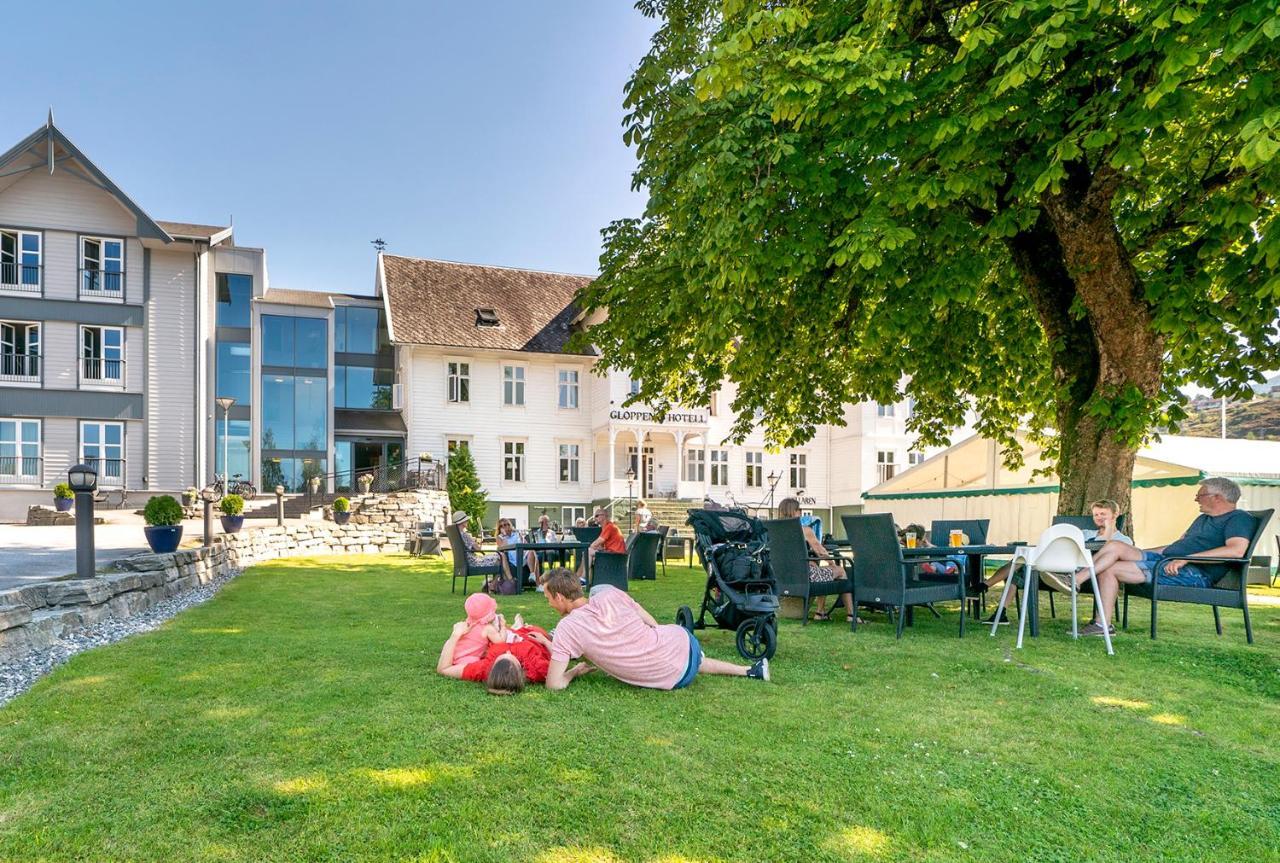 Gloppen Hotell - By Classic Norway Hotels Sandane Exterior foto