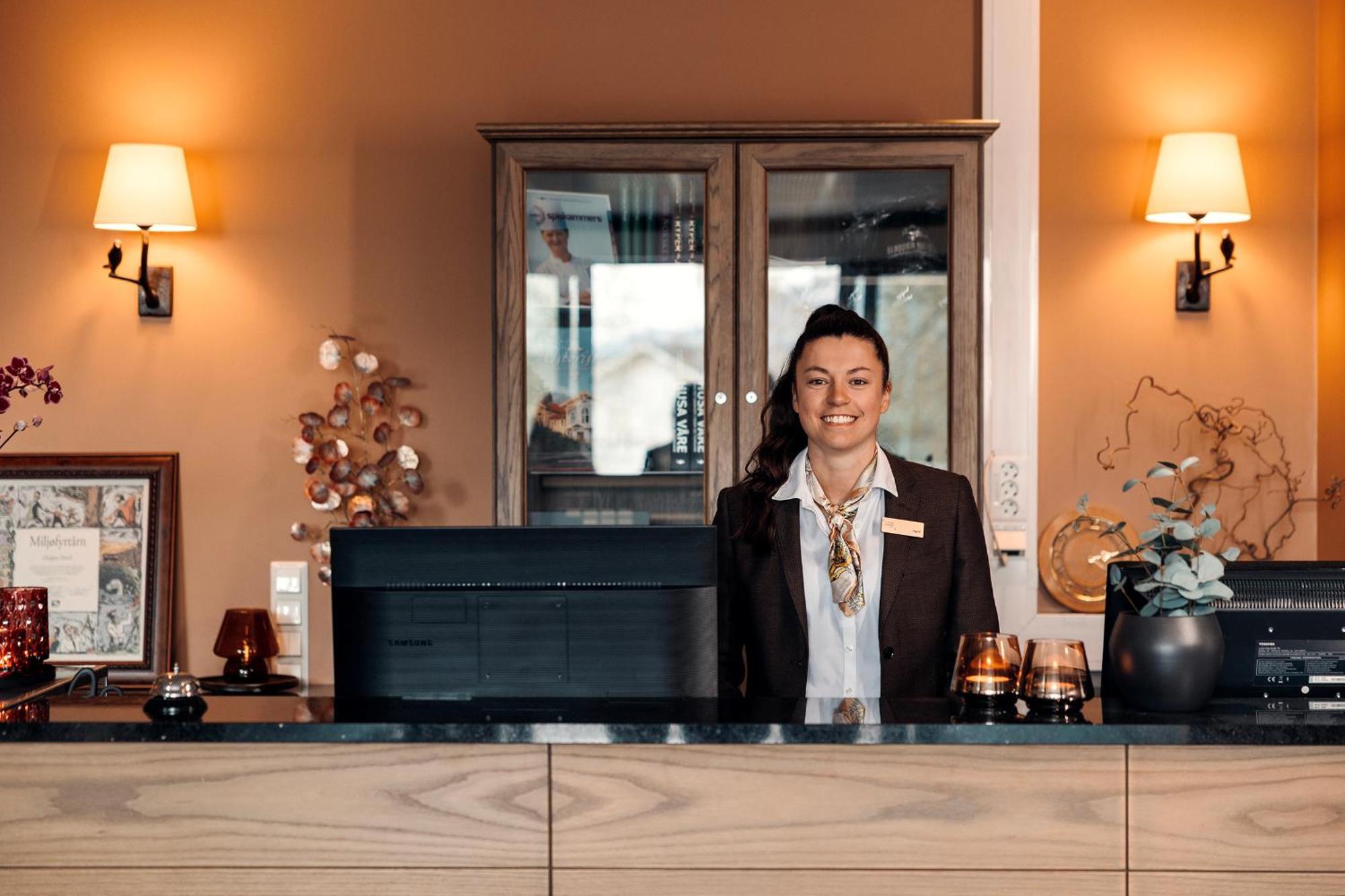 Gloppen Hotell - By Classic Norway Hotels Sandane Exterior foto